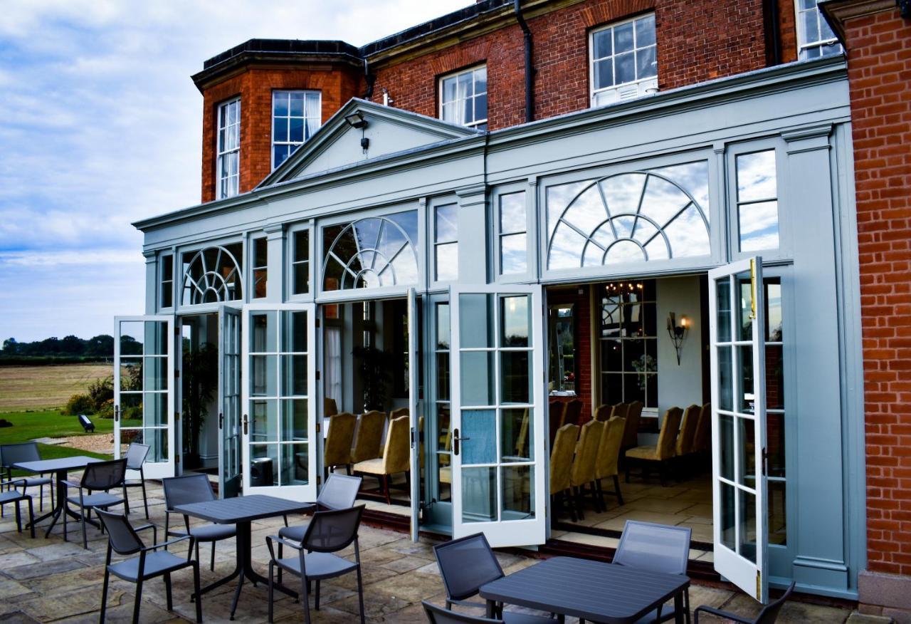 Dovecliff Hall 4*