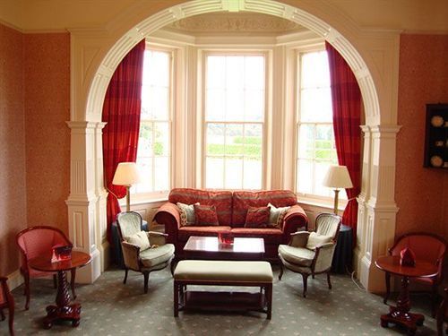 Hotel Dovecliff Hall 4*